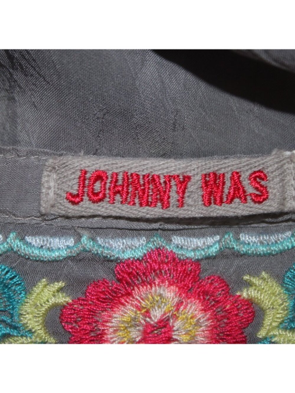 Johnny Was Top Sz S Gray Red Multi Colored Embroidered 100% Poly Top - Picture 6 of 12